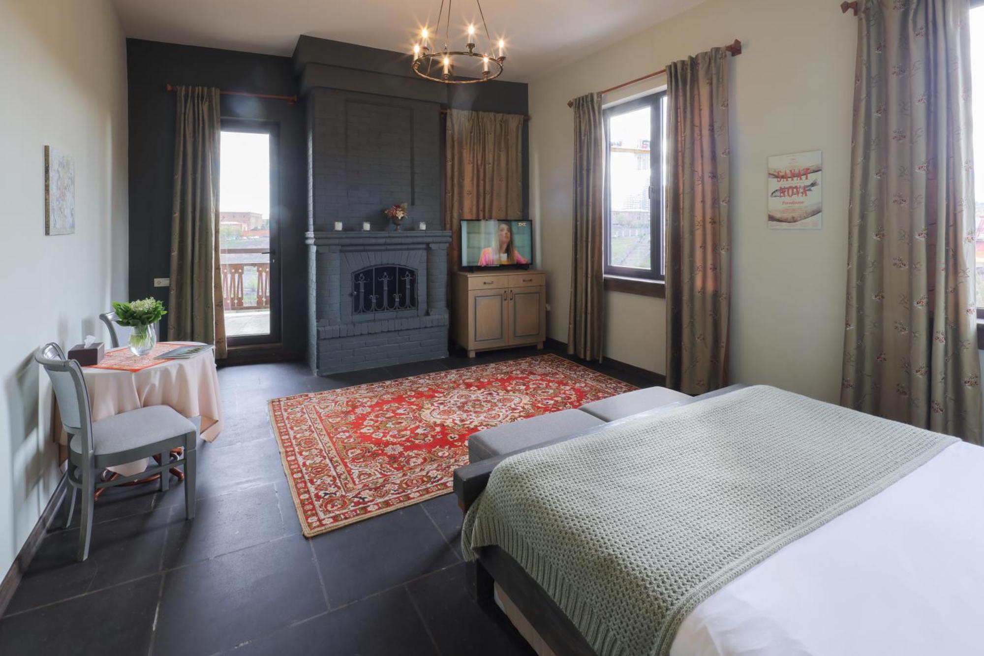 Apricot Hotel Γιερεβάν Εξωτερικό φωτογραφία