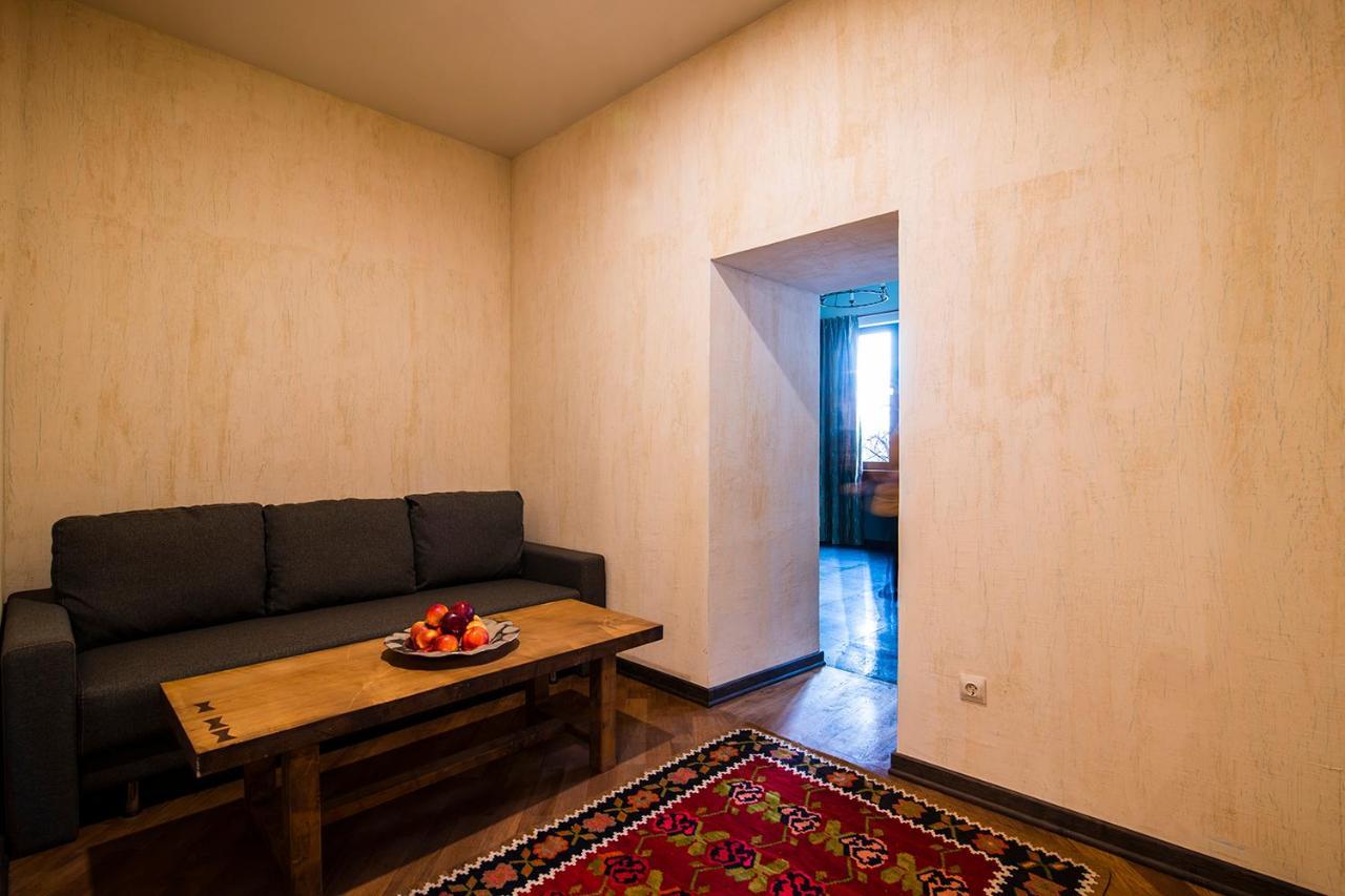 Apricot Hotel Γιερεβάν Εξωτερικό φωτογραφία